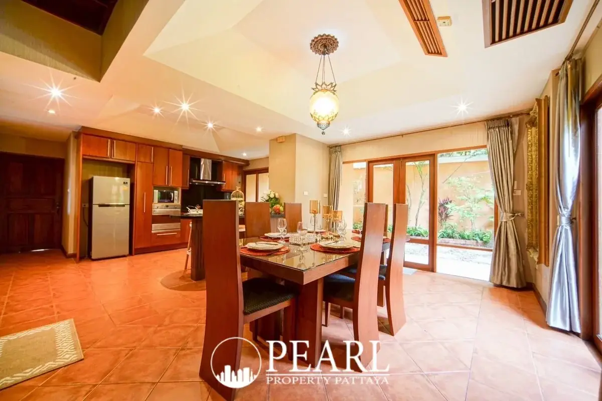 4 Bedroom House for Sale in Dharawadi private swimming pool