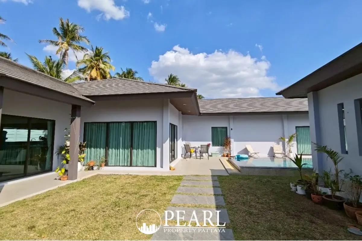 3 Bedroom House for Sale in Baan Pattaya 6 exterior view with garden