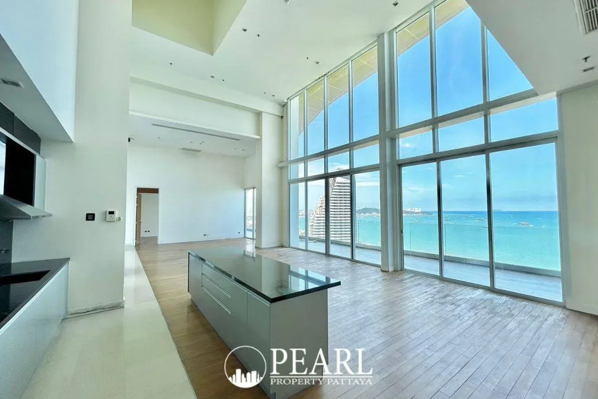 4 Bedroom Condo for Sale in The Cove Pattaya luxurious living room with sea view