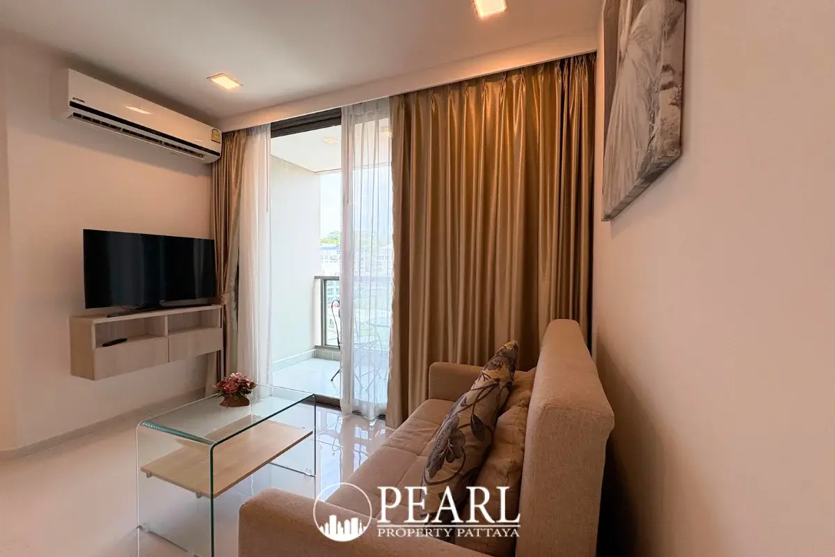 2 Bedroom Condo for Sale in The Cloud second bedroom with city views