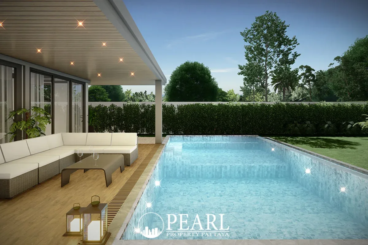 5 Bedroom Villa for Sale in Bang Lamung private swimming pool