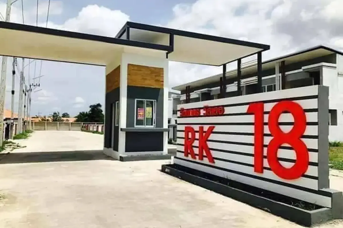 Rattanakorn Village 18