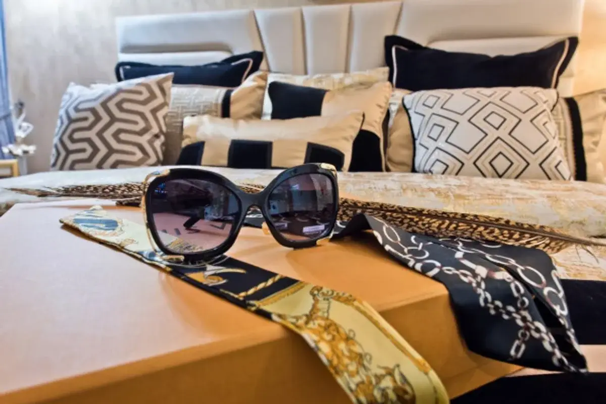 1 Bedroom Condo for Sale at Copacabana Beach Jomtien modern bathroom with walk-in shower