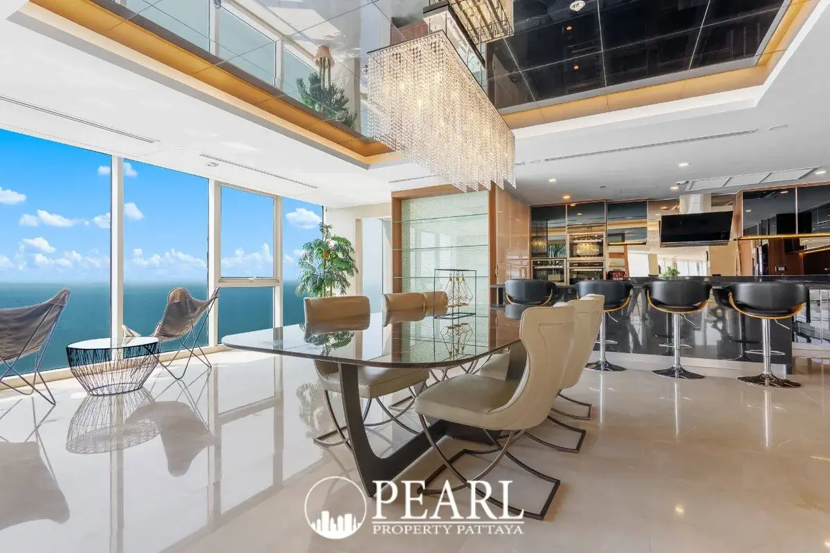 4 Bedroom Condo for Sale at Palm Wongamat master bedroom with sea view