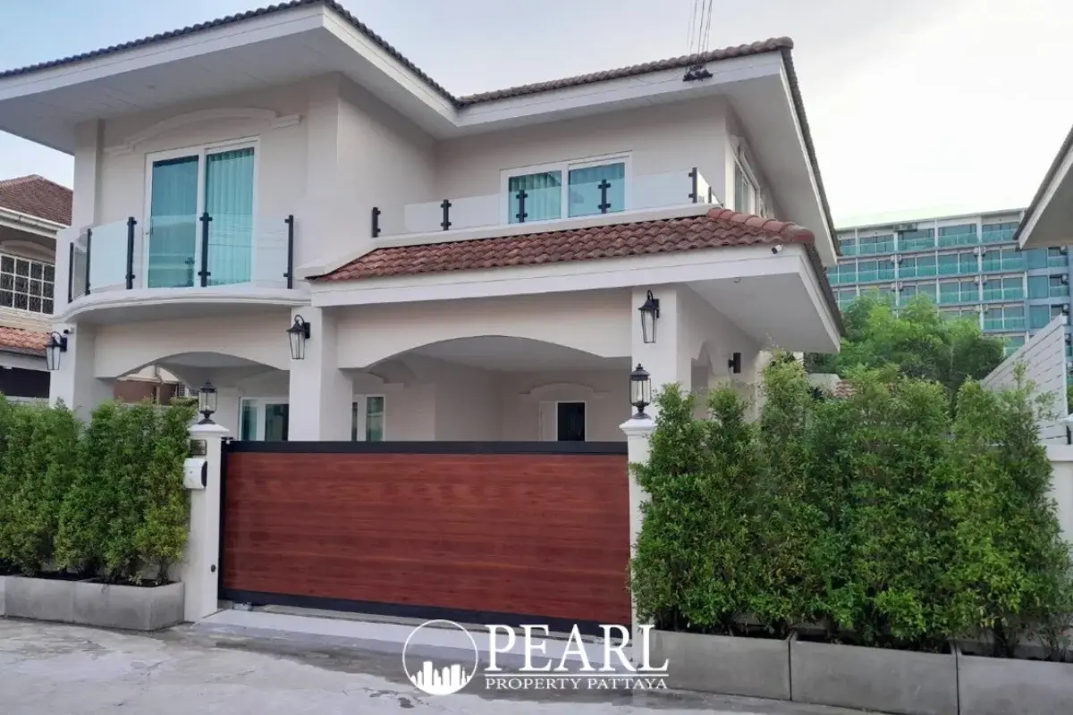 4 Bedroom Villa for Sale in Na Kluae modern exterior with lush garden