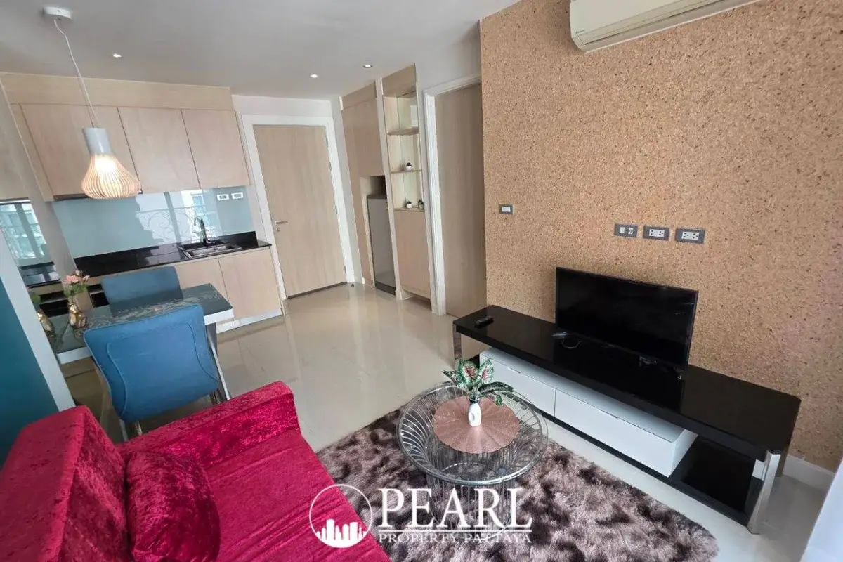 1 Bedroom Condo for Sale in Grande Caribbean modern kitchen area
