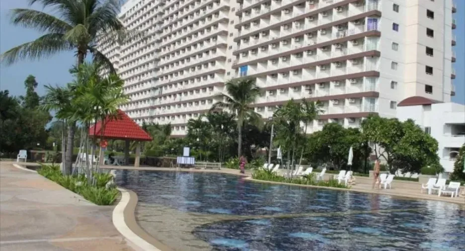 Jomtien Beach Condominium — photo 2, Pattaya Thailand