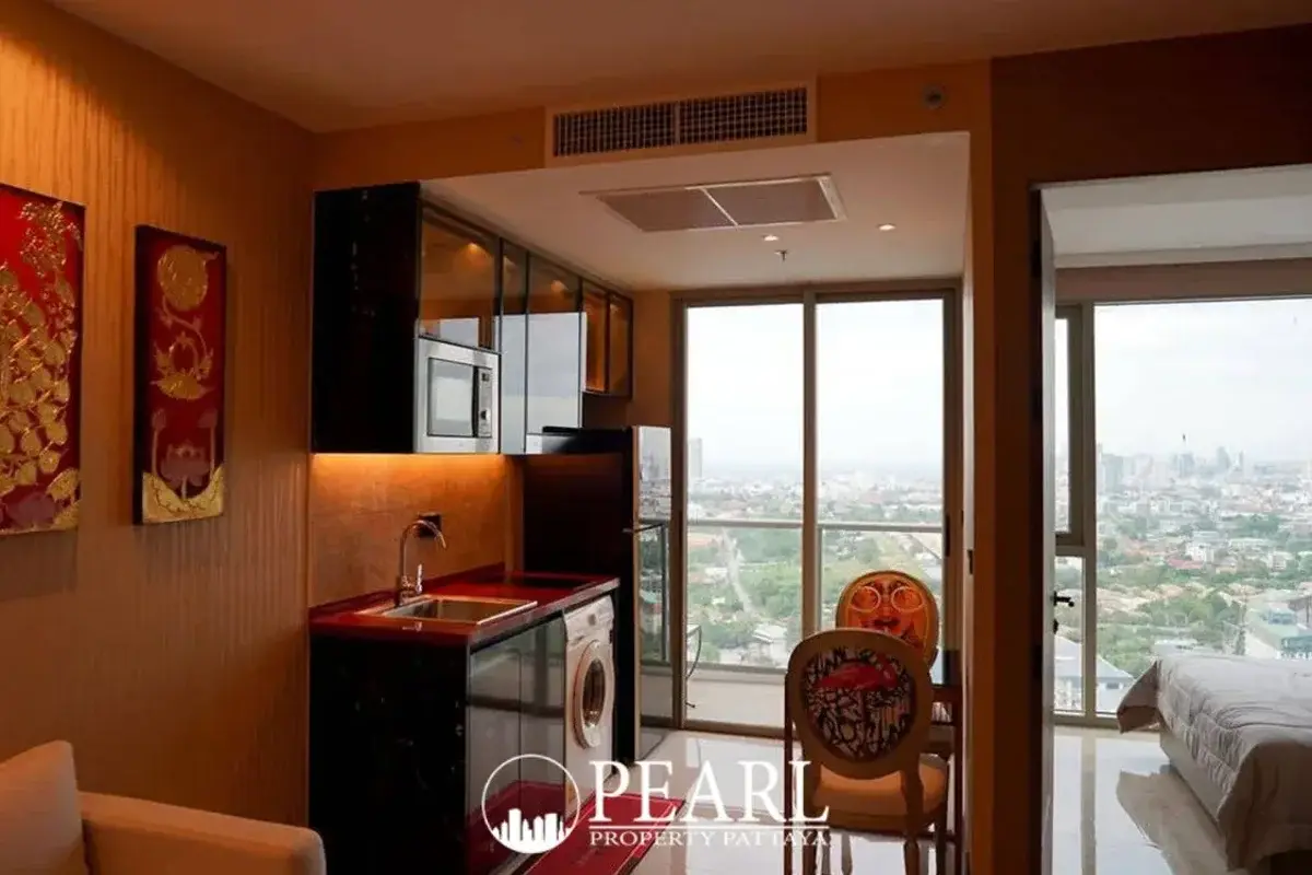 1 Bedroom Condo for Sale in Riviera Ocean Drive living room with modern furnishings