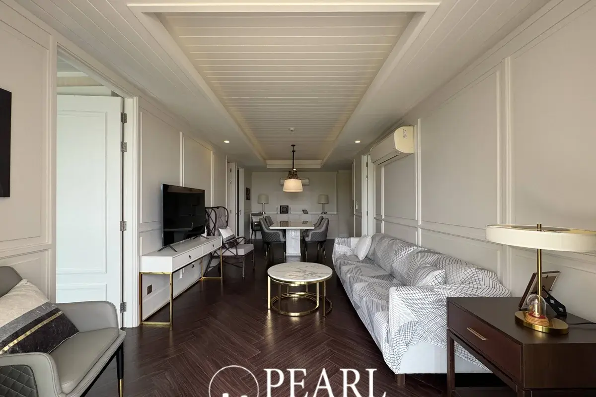 3 Bedroom Condo for Sale in The Grand Pattaya master bedroom