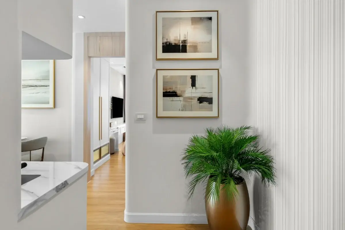 2 Bedroom Condo for Sale in Seaspire Jomtien elegant bathroom with shower