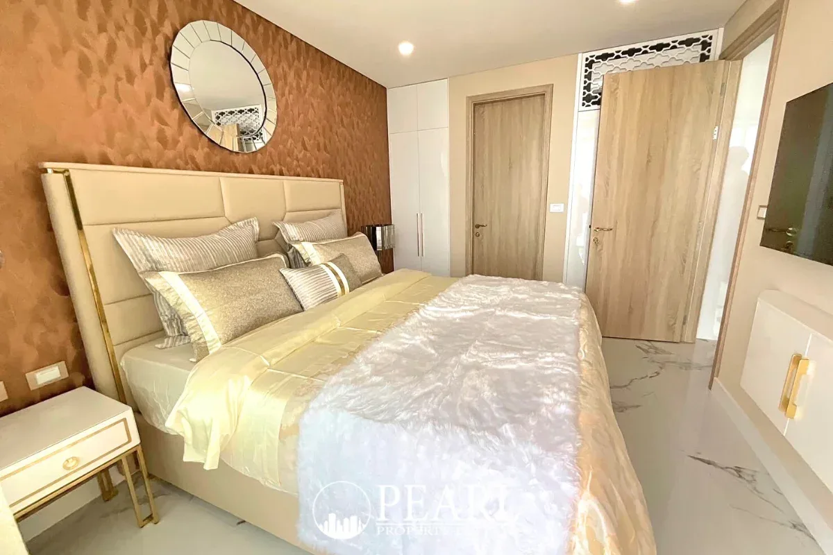1 Bedroom Condo for Sale in Copacabana Beach Jomtien sleek kitchen area with appliances