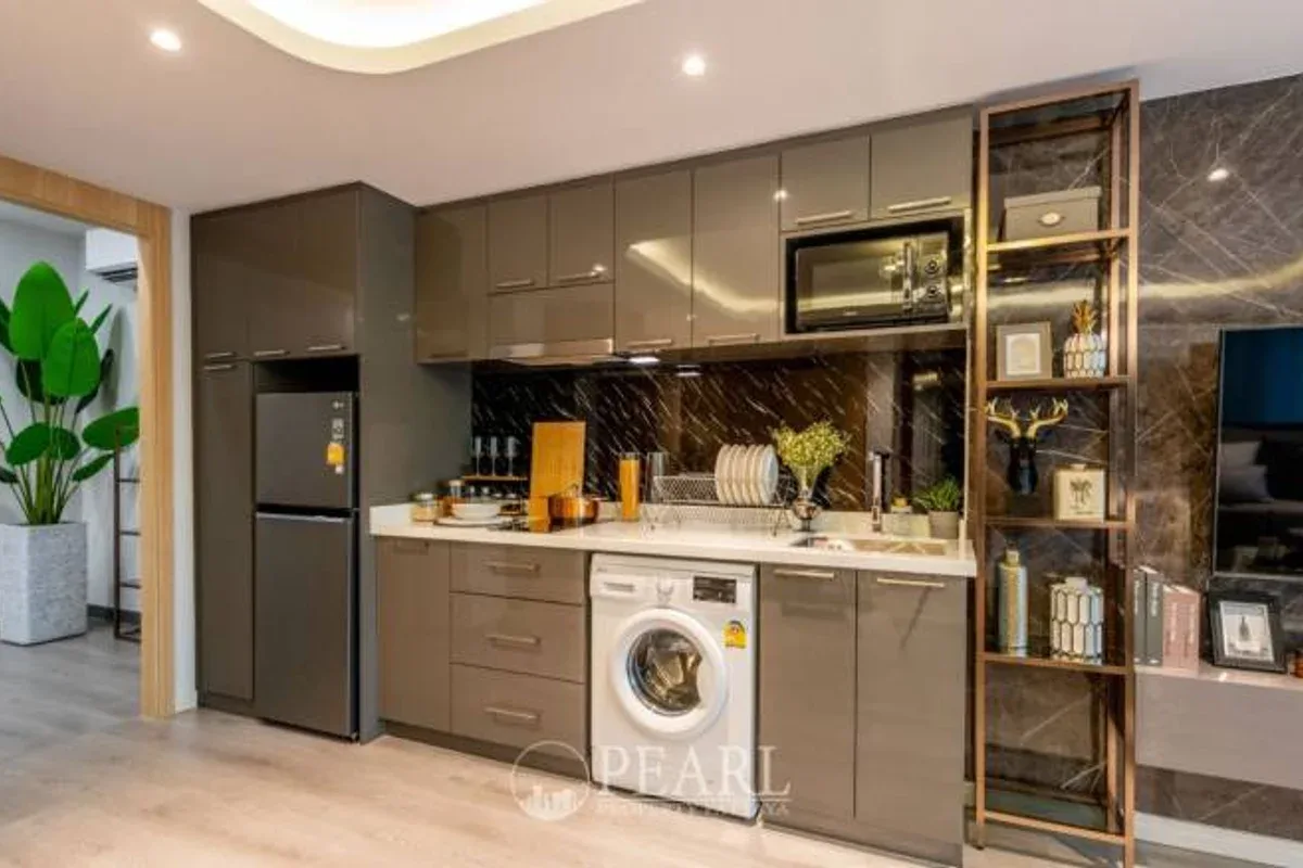 2 Bedroom Condo for Sale in Pristine Park 3 master bedroom