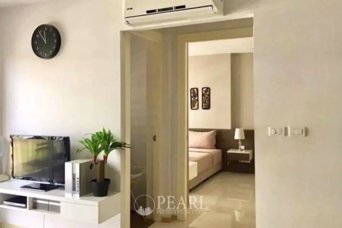 1 Bedroom Condo for Sale in The Gallery Condominium stylish bathroom with shower