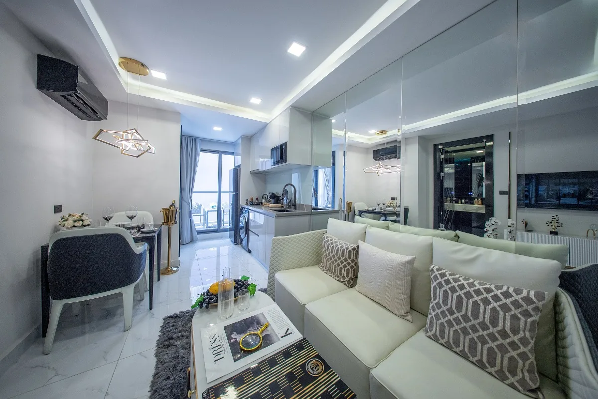 1 Bedroom Condo for Sale at Grand Solaire Noble, Bang Lamung, Pattaya — photo 1