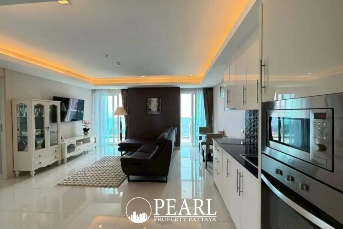2 Bedroom Condo for Sale in Cosy Beach View second bedroom with city view