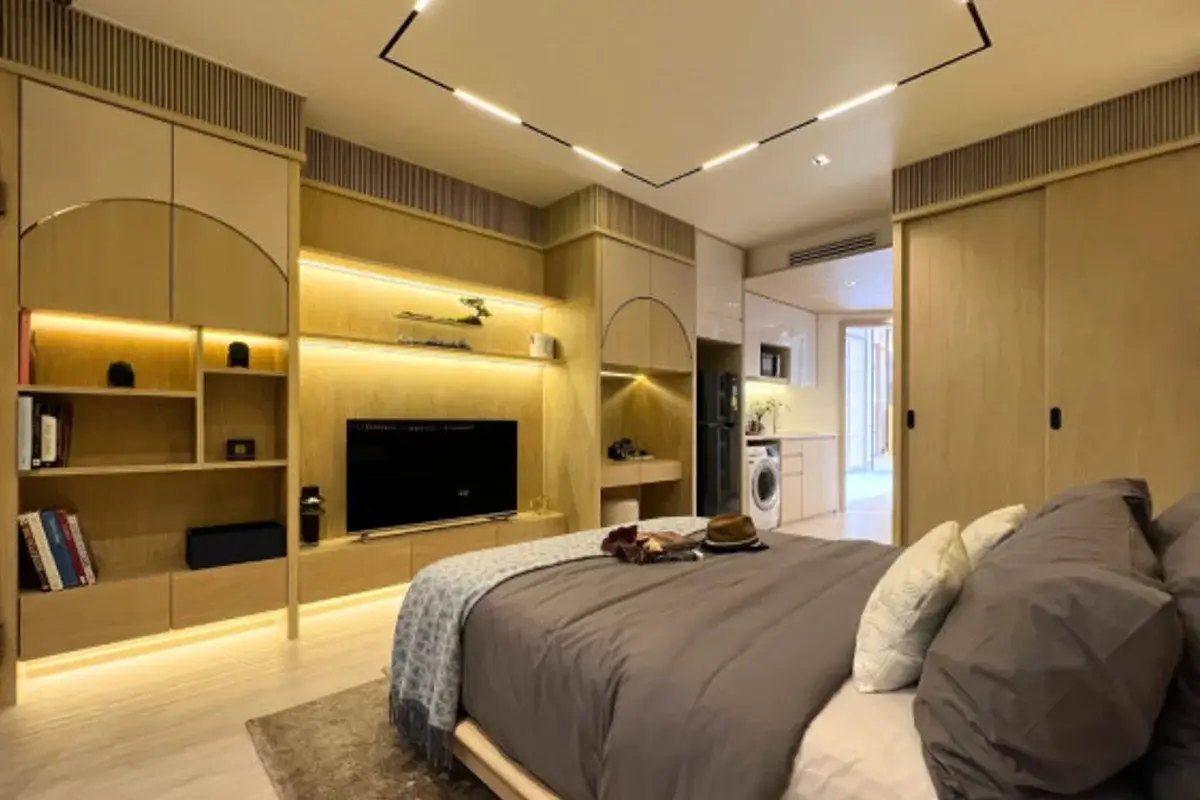1 Bedroom Condo for Sale in SKYPARK Lucean Jomtien Pattaya sleek kitchen with appliances