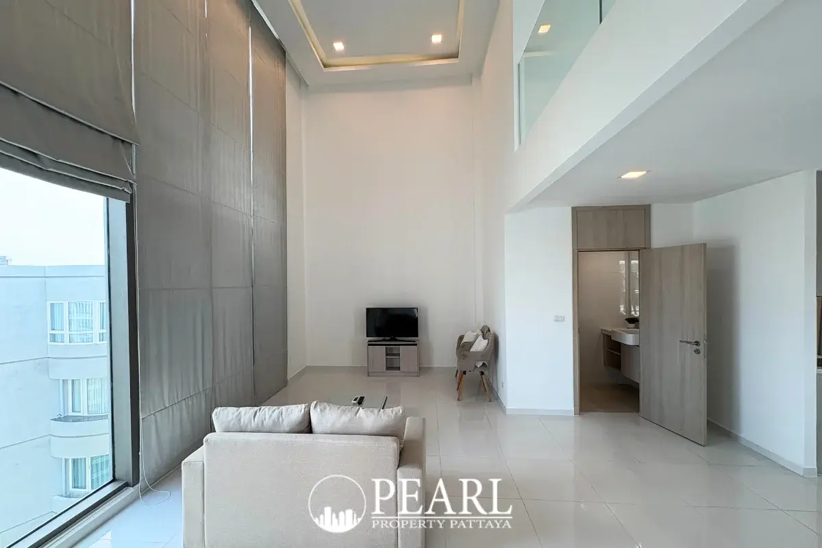 1 Bedroom Condo for Sale in The Cloud balcony with city views