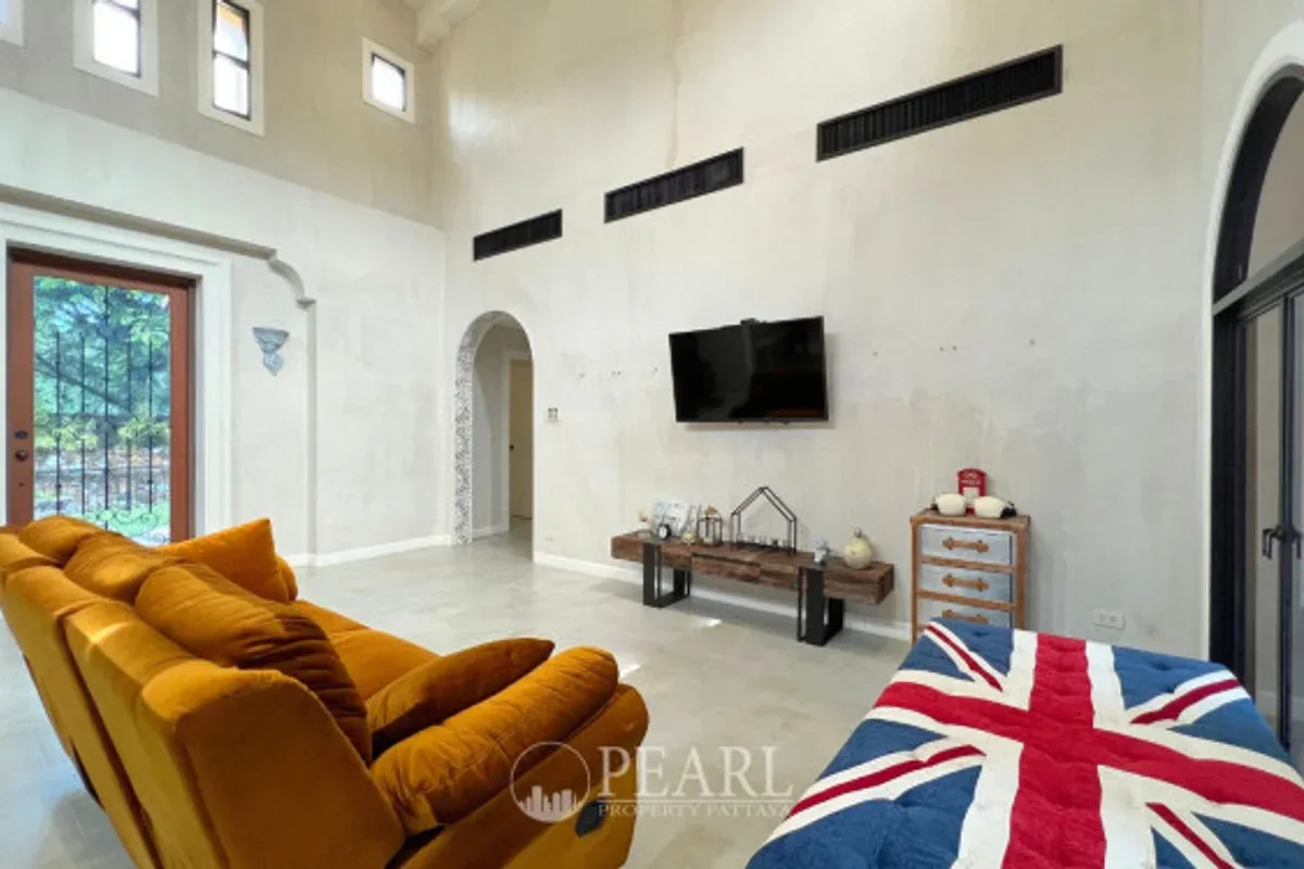 3 Bedroom House for Sale in Nusa Chivani Pattaya second bedroom