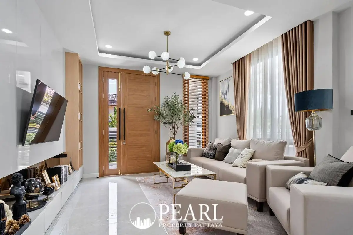 4 Bedroom House for Sale in Huay Yai private swimming pool