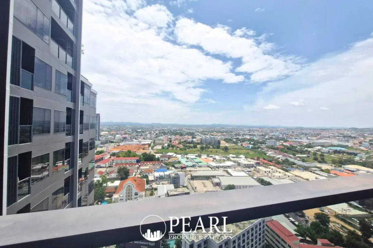 1 Bedroom Condo for Sale in Once Pattaya modern bedroom