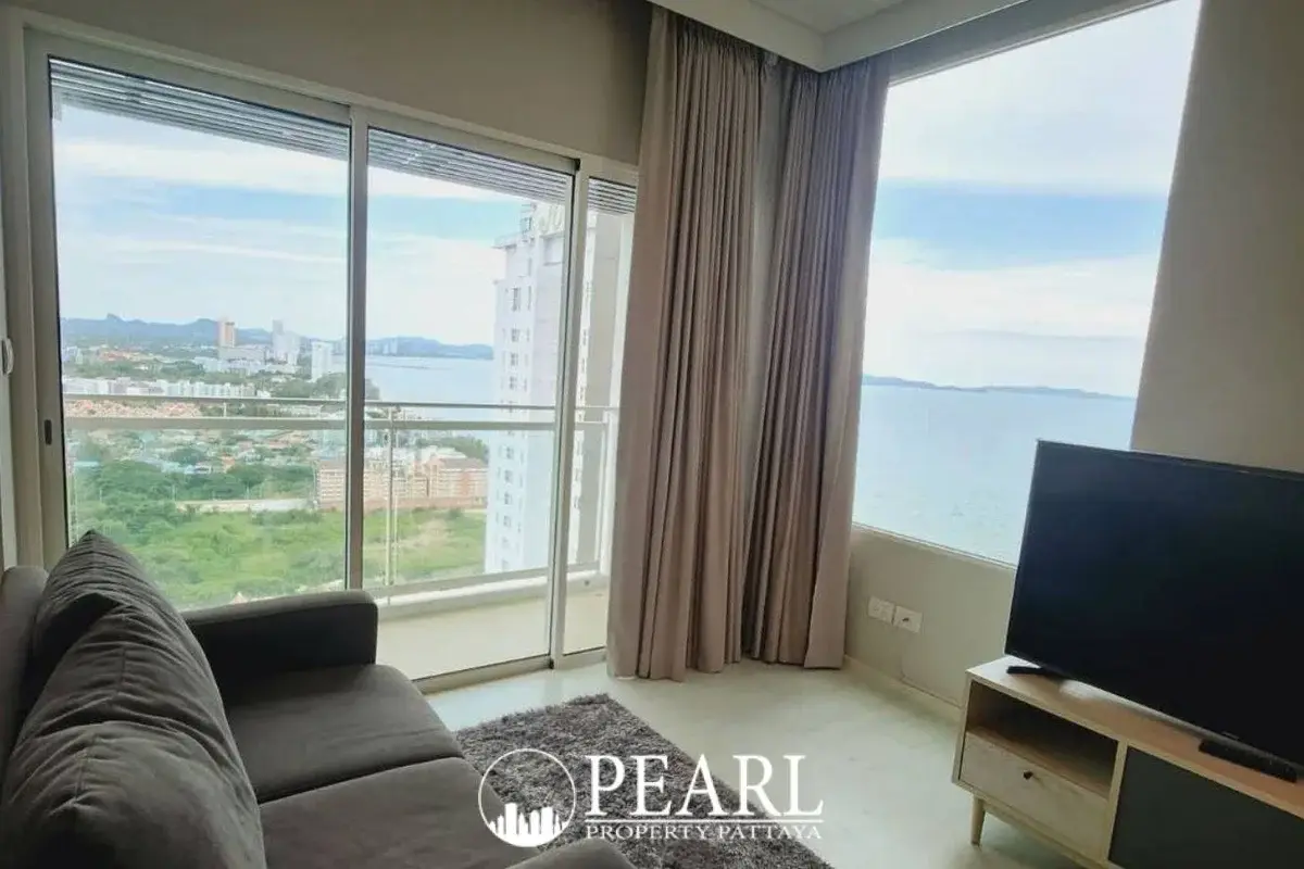 1 Bedroom Condo for Sale in Veranda Residence Pattaya living room with sofa