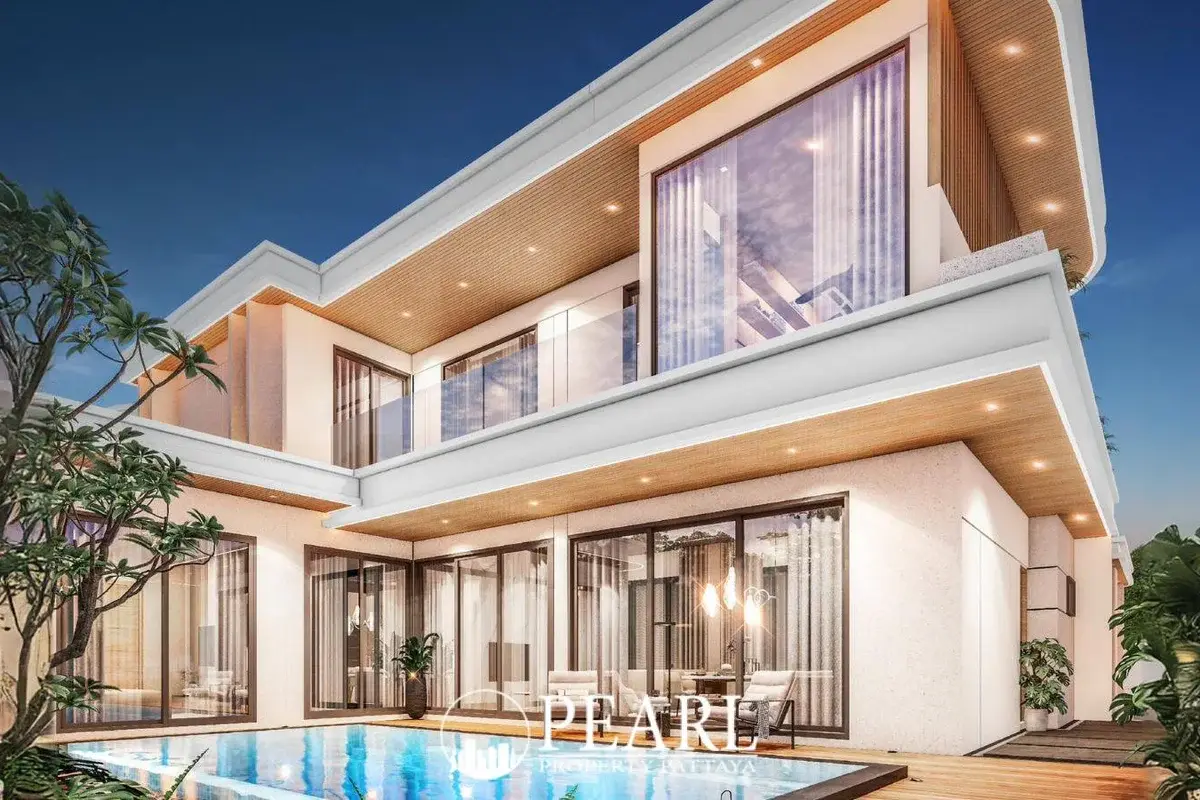 4 Bedroom House for Sale in Charin Pattaya exterior with garden