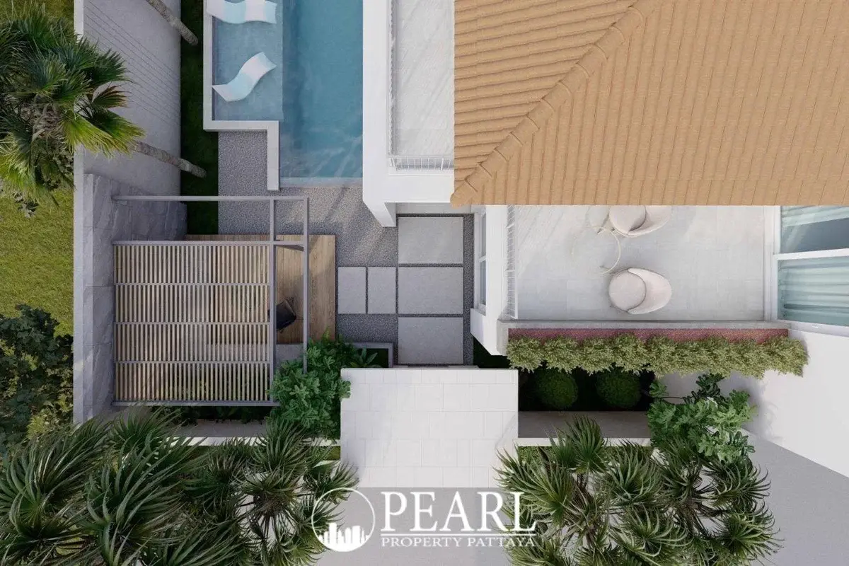 4 Bedroom Villa for Sale in Bang Lamung spacious living room