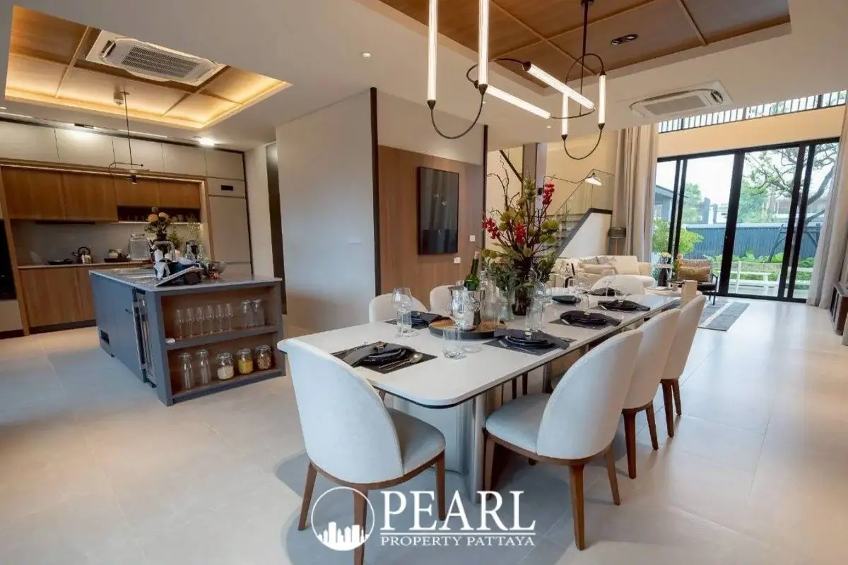 3 Bedroom House for Sale in Veera Grand modern kitchen