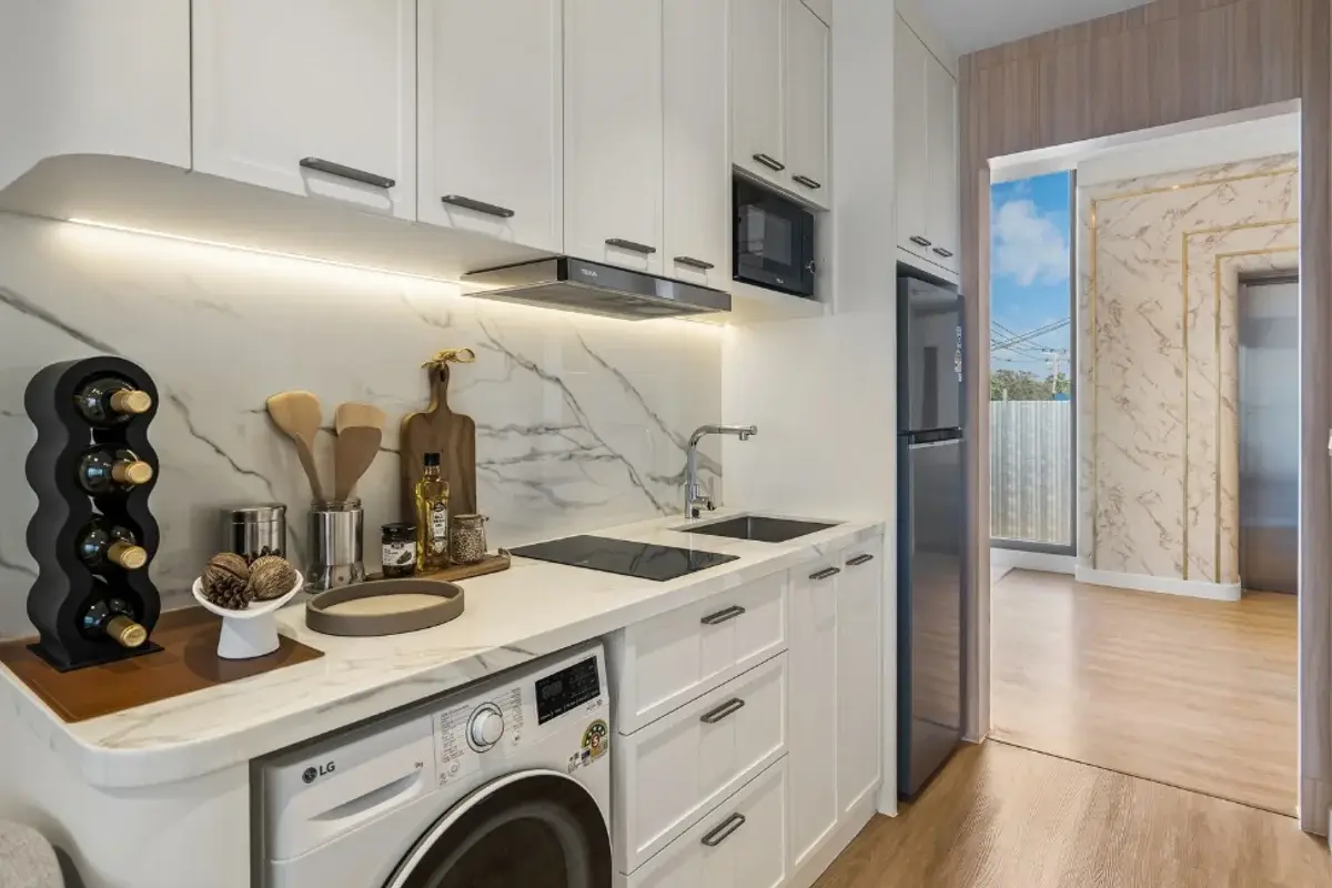 Studio Condo for Sale at Seaspire Jomtien, Bang Lamung, Pattaya — Condo — photo 2