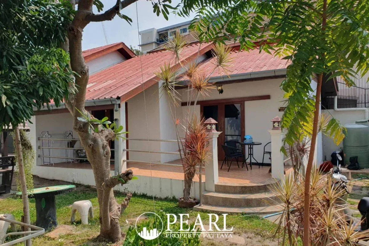 12 Bedroom House for Sale in Central Pattaya private swimming pool
