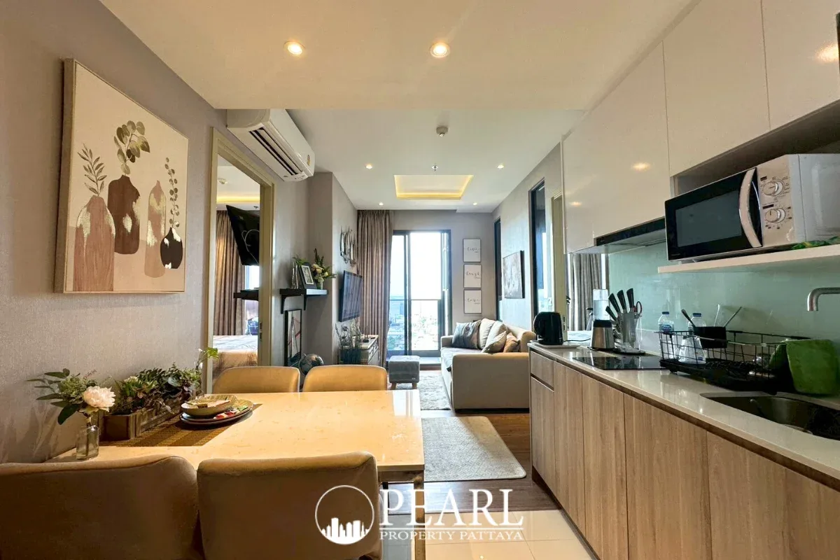2 Bedroom Condo for Sale in Once Pattaya modern living room with city view