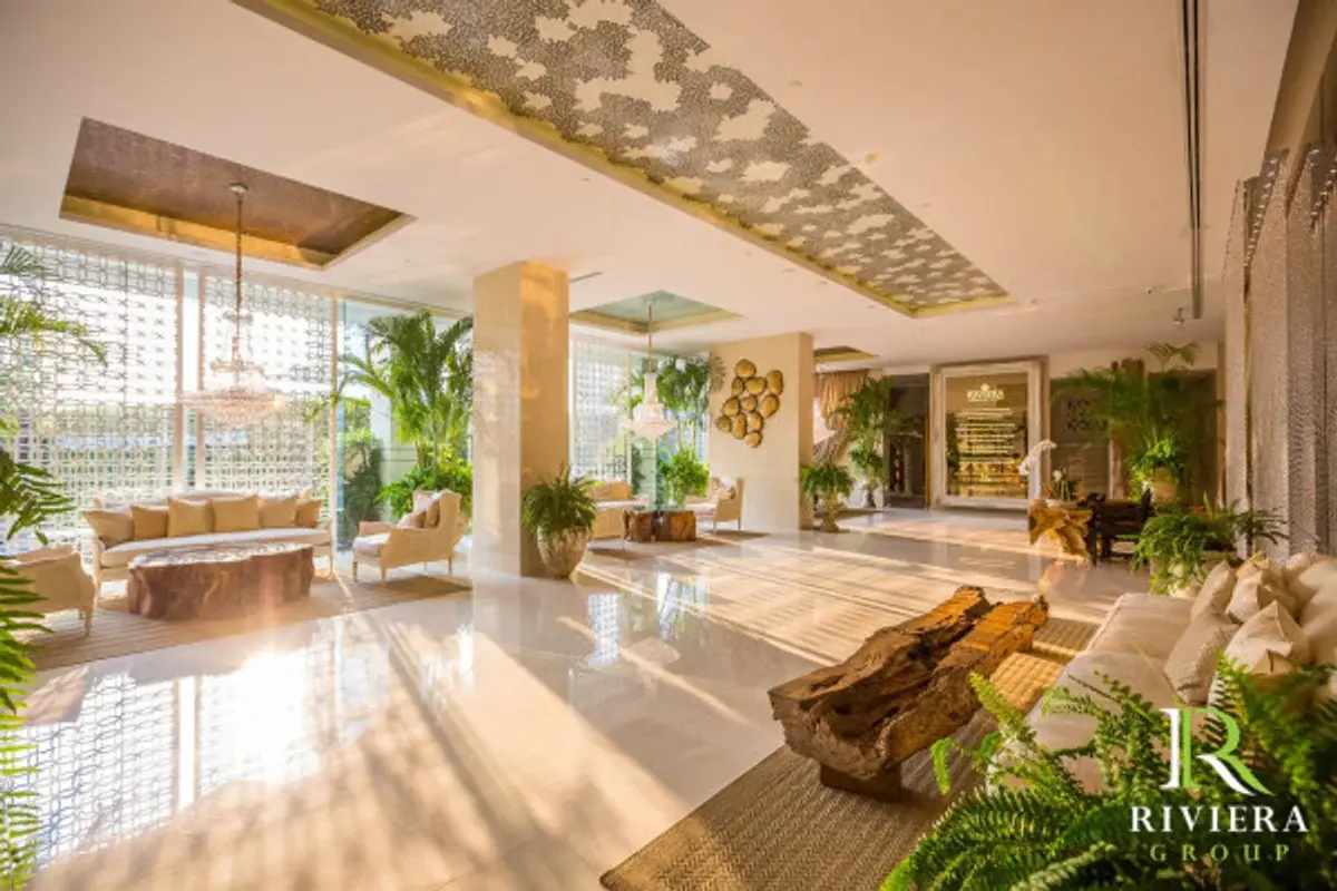 1 Bedroom Condo for Sale in The Riviera Wongamat modern kitchen with appliances