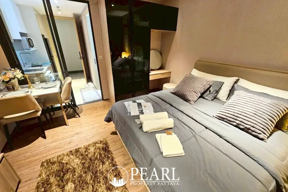1 Bedroom Condo for Sale in Once Pattaya exterior building view