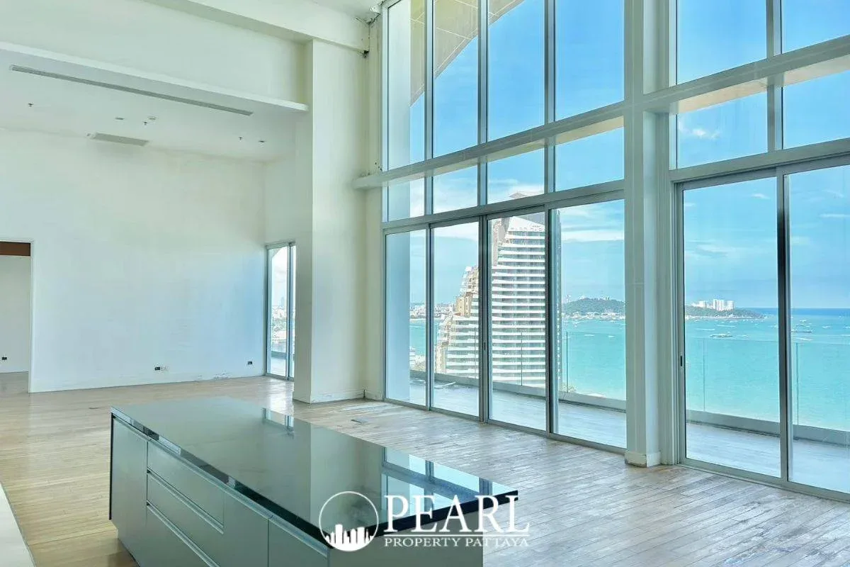 4 Bedroom Condo for Sale in The Cove Pattaya modern kitchen with island