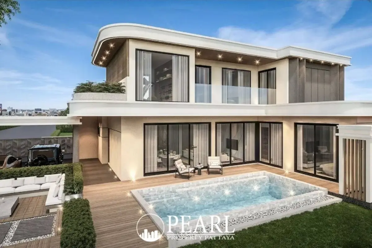 4 Bedroom House for Sale in Charin Pattaya modern kitchen with island