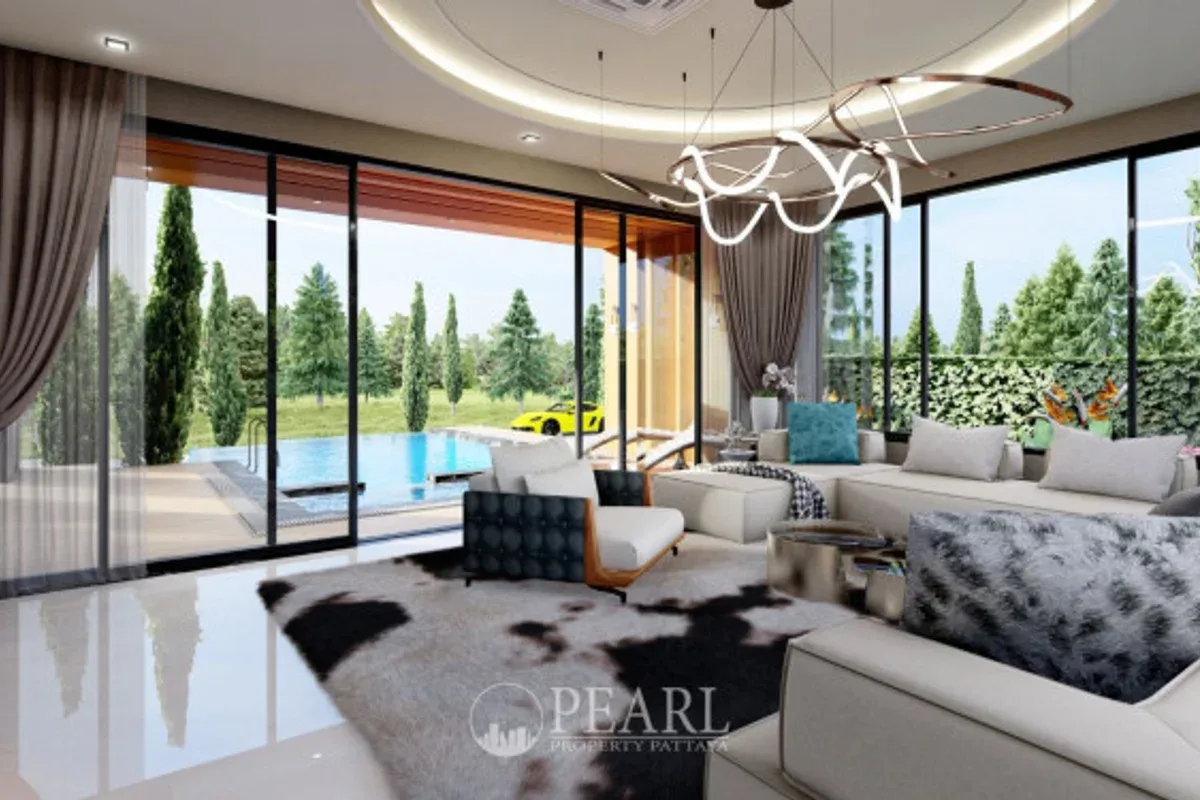 5 Bedroom House for Sale in The Richest Valley master bedroom with ensuite bathroom