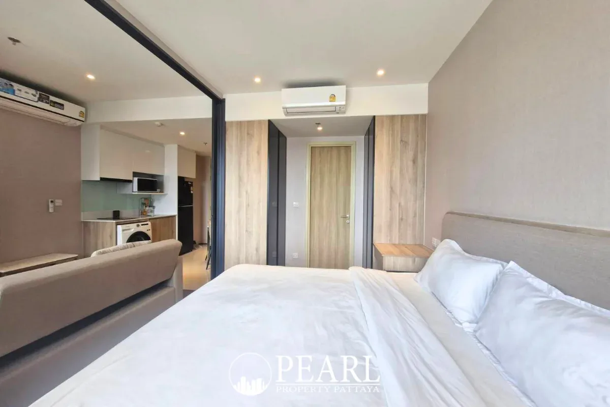 1 Bedroom Condo for Sale in Once Pattaya building exterior