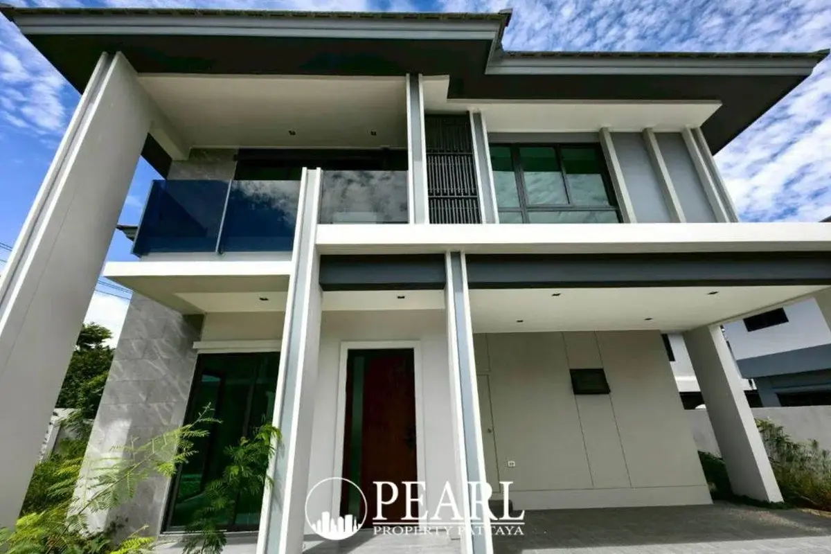 4 Bedroom House for Sale in Patta Element modern exterior facade