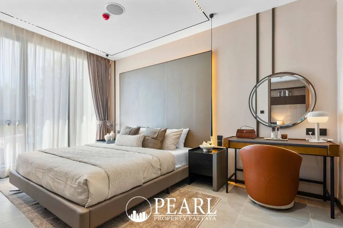 1 Bedroom Condo for Sale in The Panora Estuaria living room with sofa