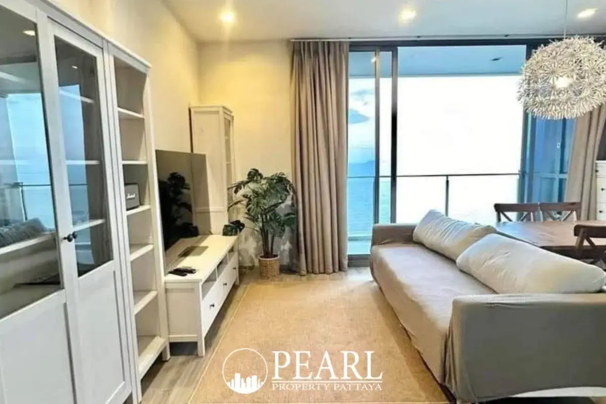 2 Bedroom Condo for Sale in Baan Plai Haad elegant bathroom with shower
