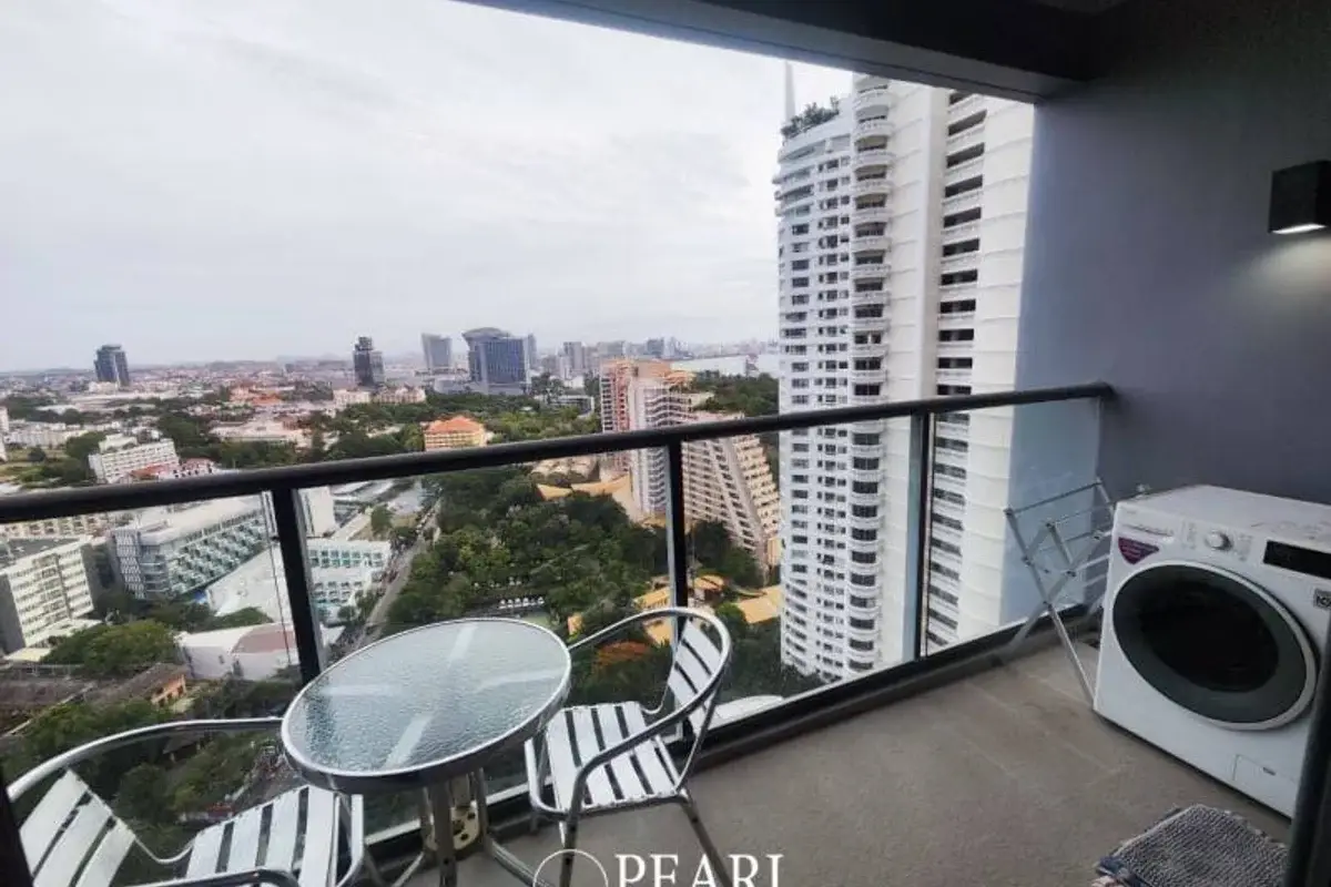 1 Bedroom Condo for Sale in Zire Wongamat living room with modern furniture