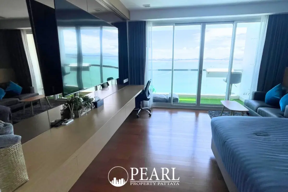 1 Bedroom Condo for Sale at Palm Wongamat bathroom with shower and vanity