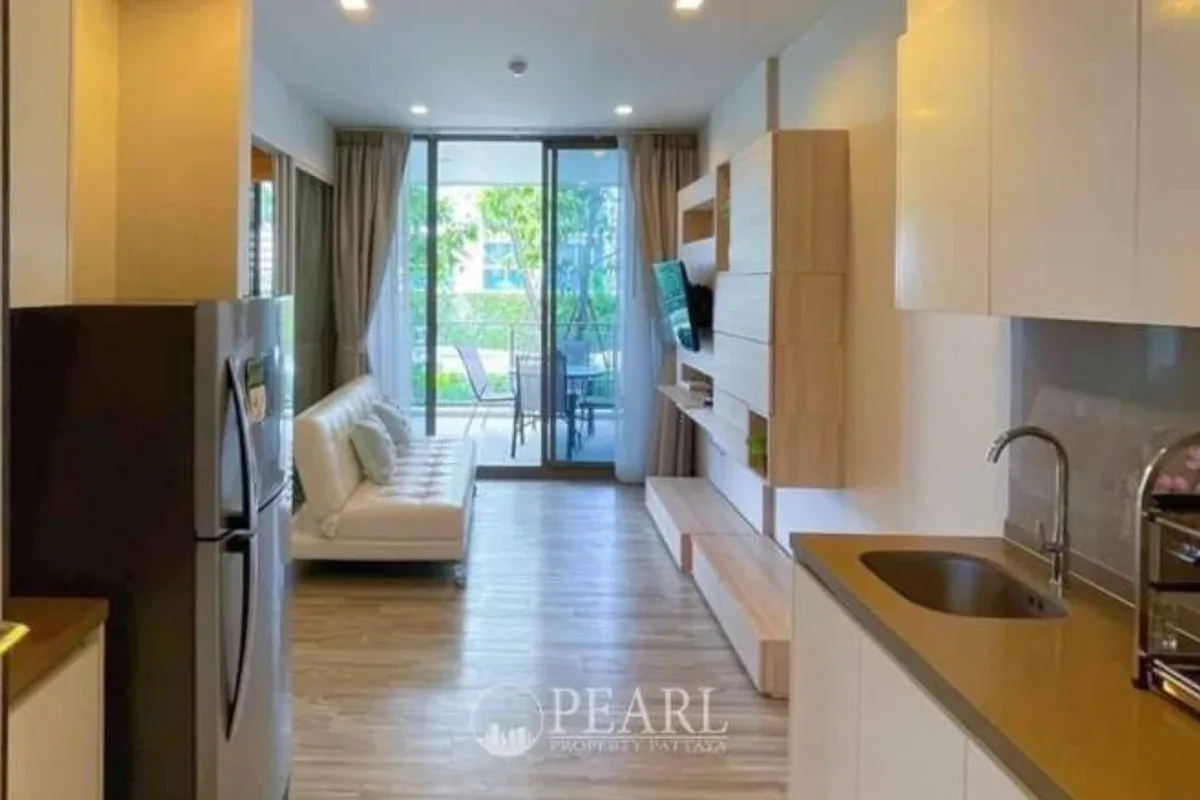 1 Bedroom Condo for Sale in Baan Plai Haad spacious bedroom