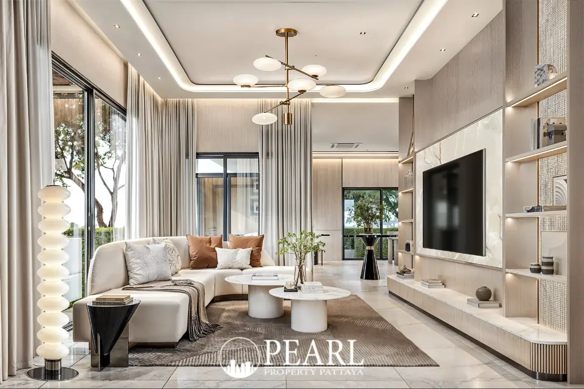 3 Bedroom House for Sale in The Palm Pattaya Chaiyapornvitee 25 spacious living room