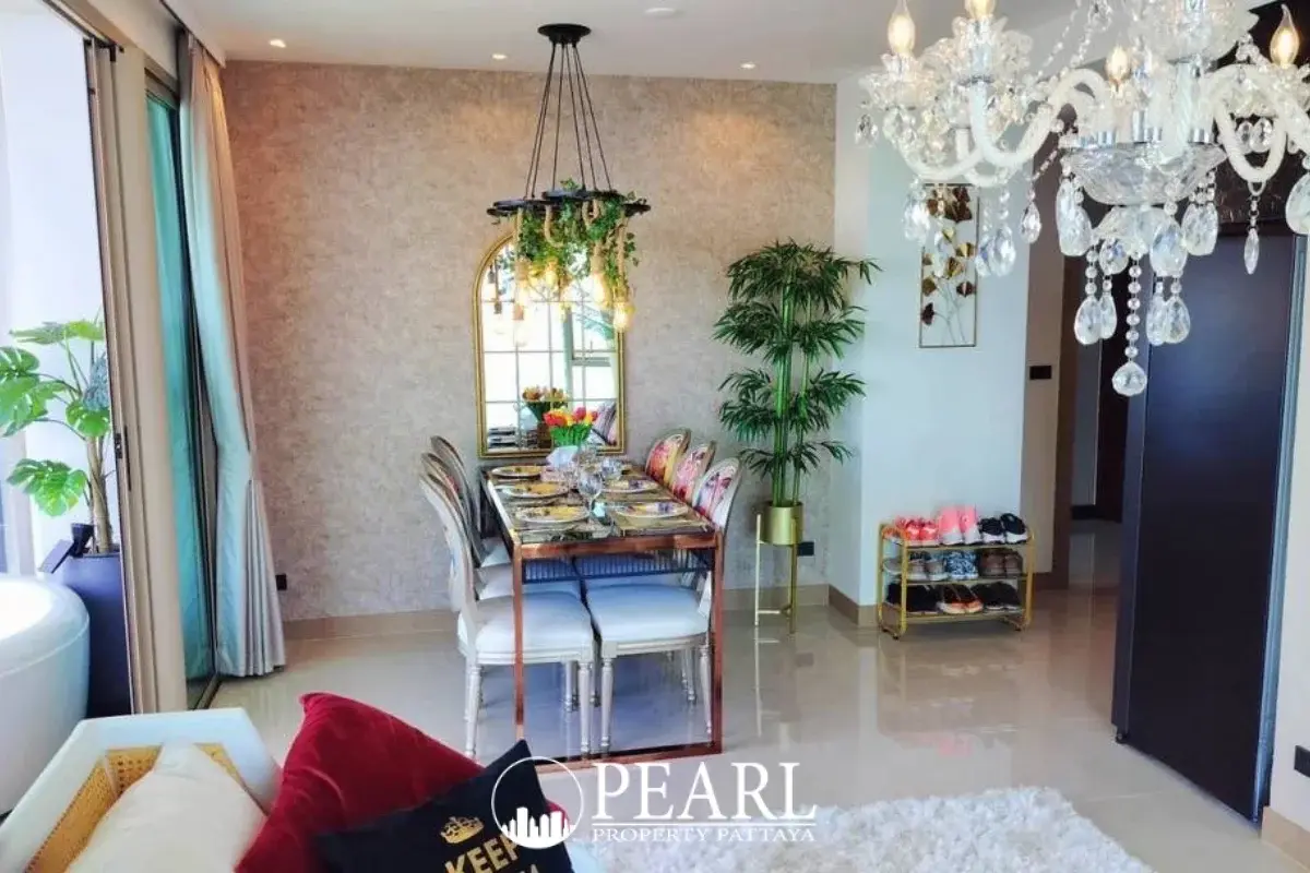 2 Bedroom Condo for Sale in Riviera Ocean Drive elegant dining area
