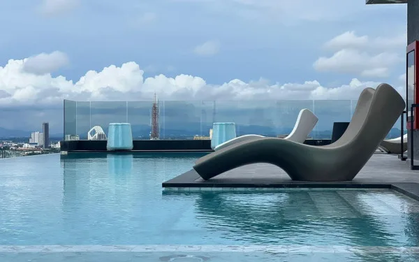 2 Bedroom Condo for Sale in Arcadia Millennium Tower master bedroom with ensuite