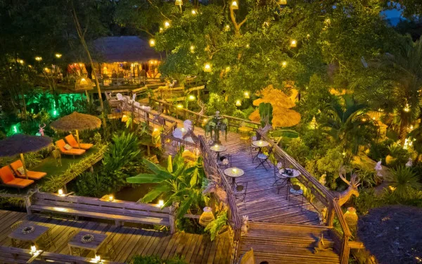 10 Bedroom House for Sale in Bang Saray spacious living room with modern furniture