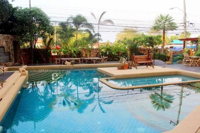 Jada Beach — photo 4, Pattaya Thailand