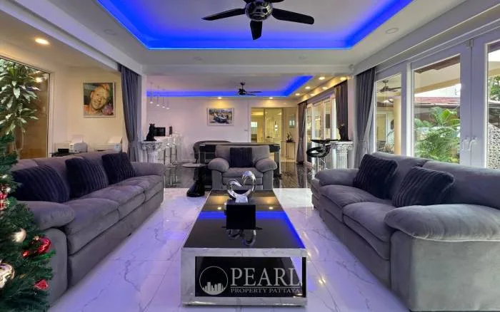 3 Bedroom House for Sale in Chateau Dale second bedroom