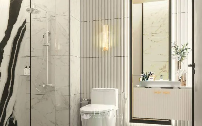 1 Bedroom Condo for Sale in The Embassy Jomtien private balcony with city view